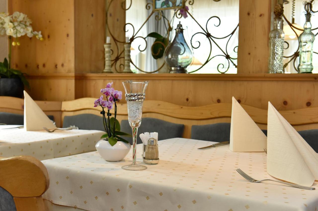 Hotel Restaurant Zum Schiffchen マインタール エクステリア 写真