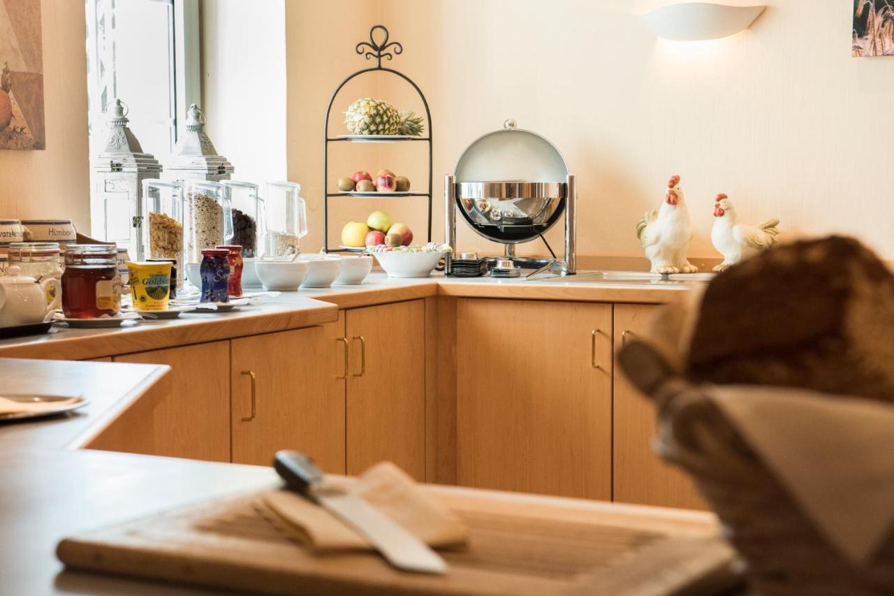 Hotel Restaurant Zum Schiffchen マインタール エクステリア 写真